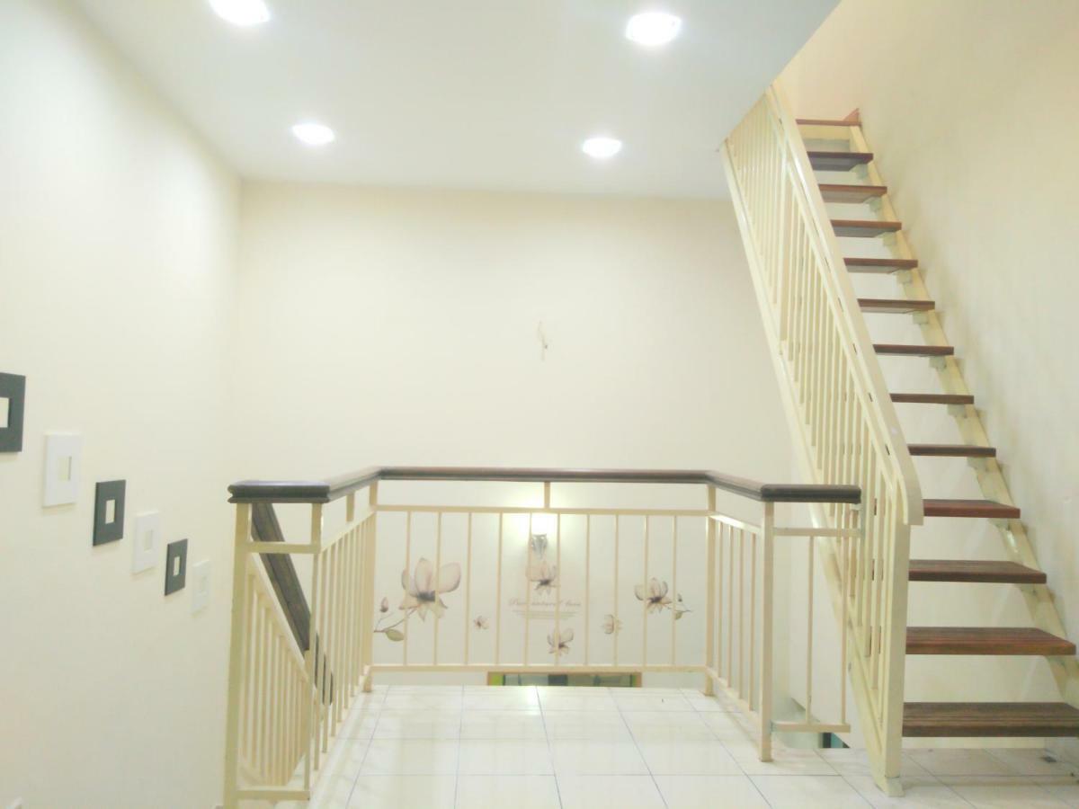 E&A Homestay Klia/ Sepang/ Nilai المظهر الخارجي الصورة