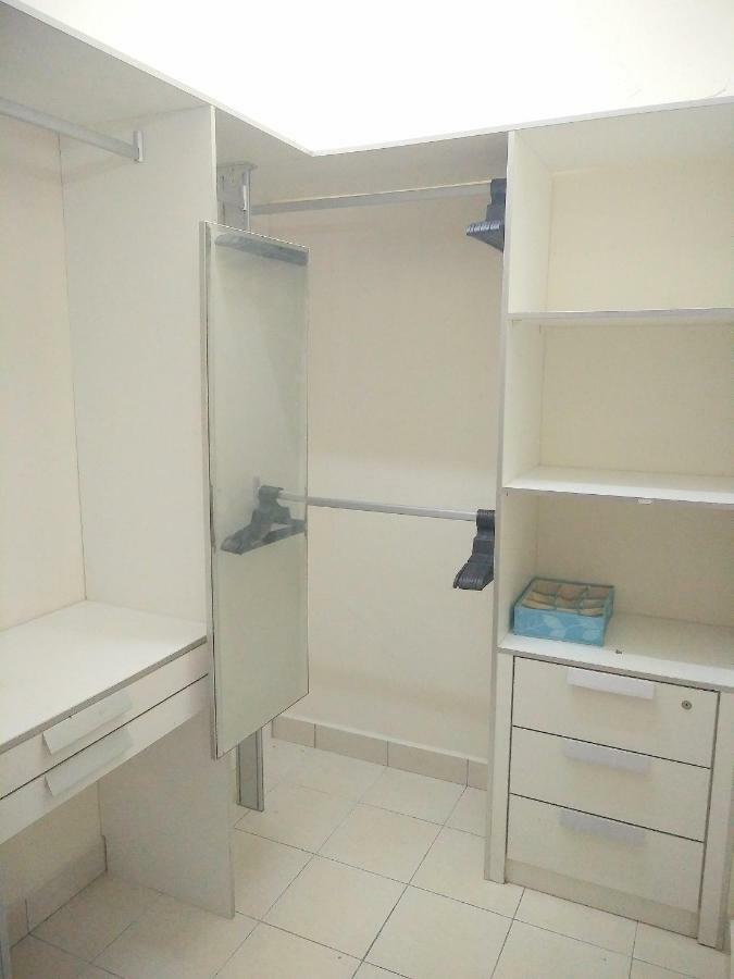 E&A Homestay Klia/ Sepang/ Nilai المظهر الخارجي الصورة