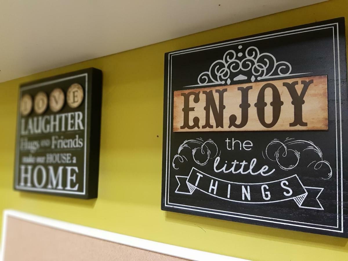 E&A Homestay Klia/ Sepang/ Nilai المظهر الخارجي الصورة